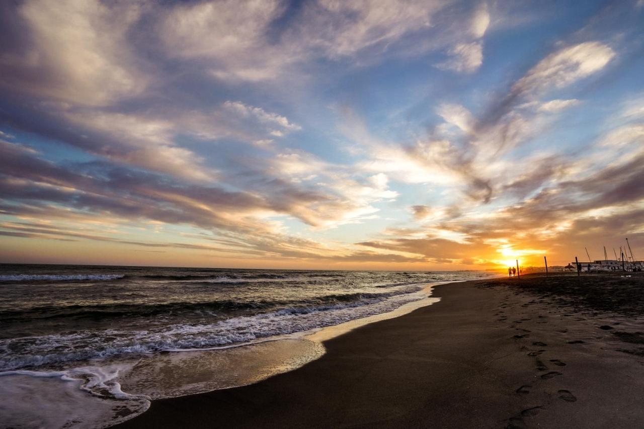 Roma Al Mare! Le Comete Del Borghetto Lido di Ostia Eksteriør billede